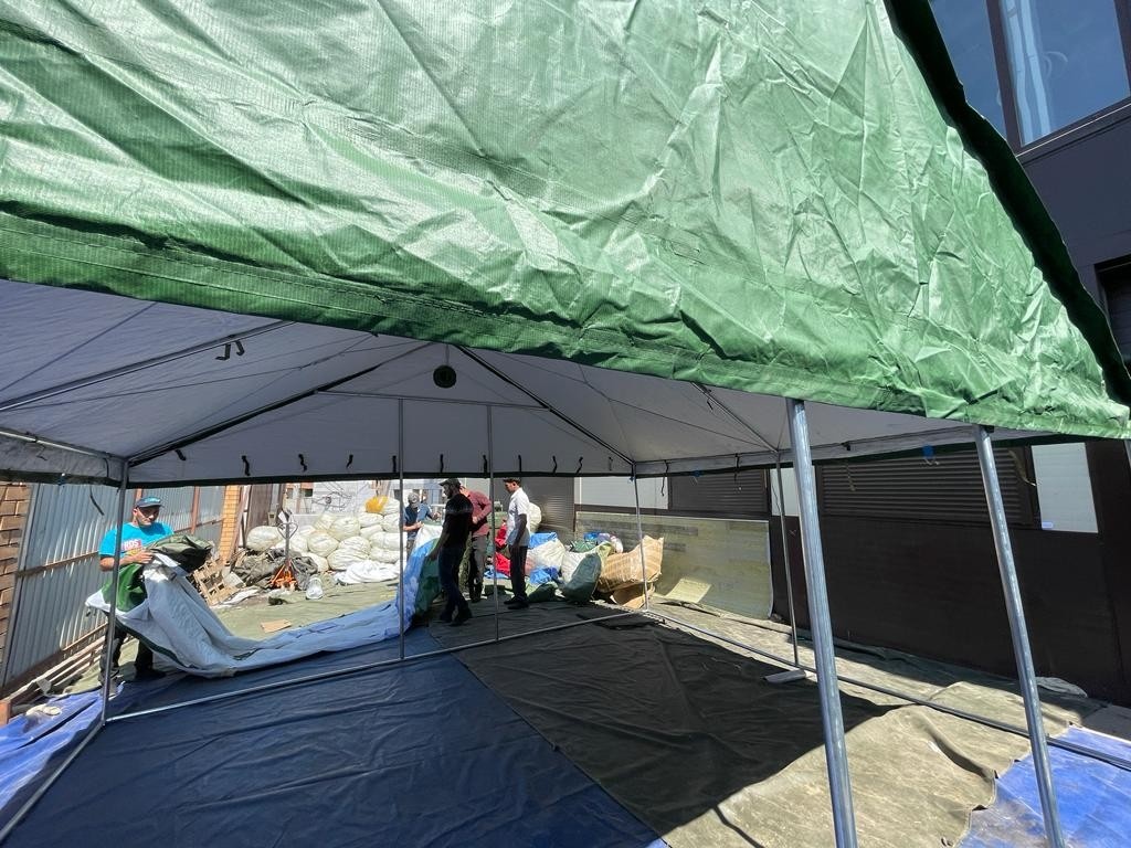 Палатка Каркасная утепленная зеленого цвета 5х6